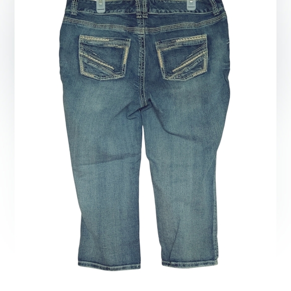 Women's Maurices blue jean capri pants 16 38" waist - Picture 6 of 11
